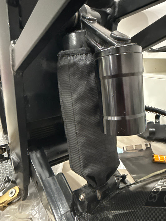 Tuttio Rear Shock Cover
